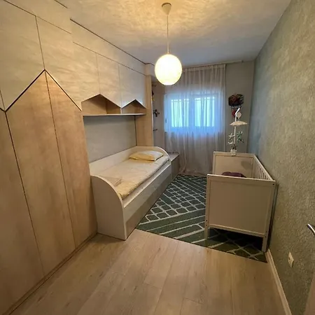 דירה Mak מוסטר