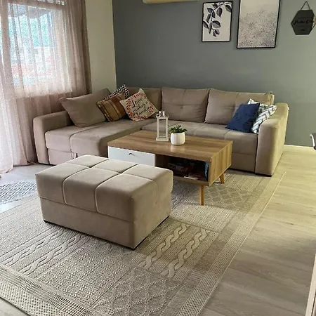 דירה Mak מוסטר